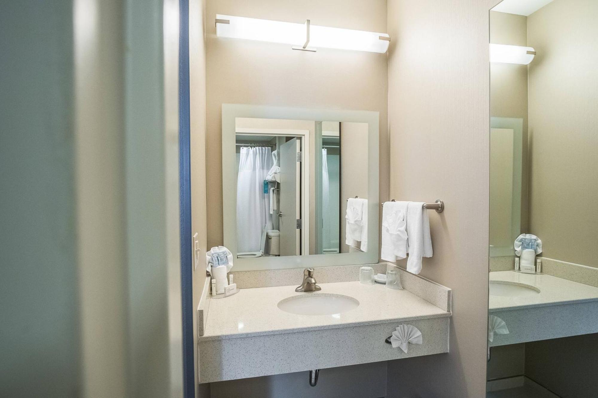 Springhill Suites By Marriott Winston-Salem Hanes Mall Ngoại thất bức ảnh
